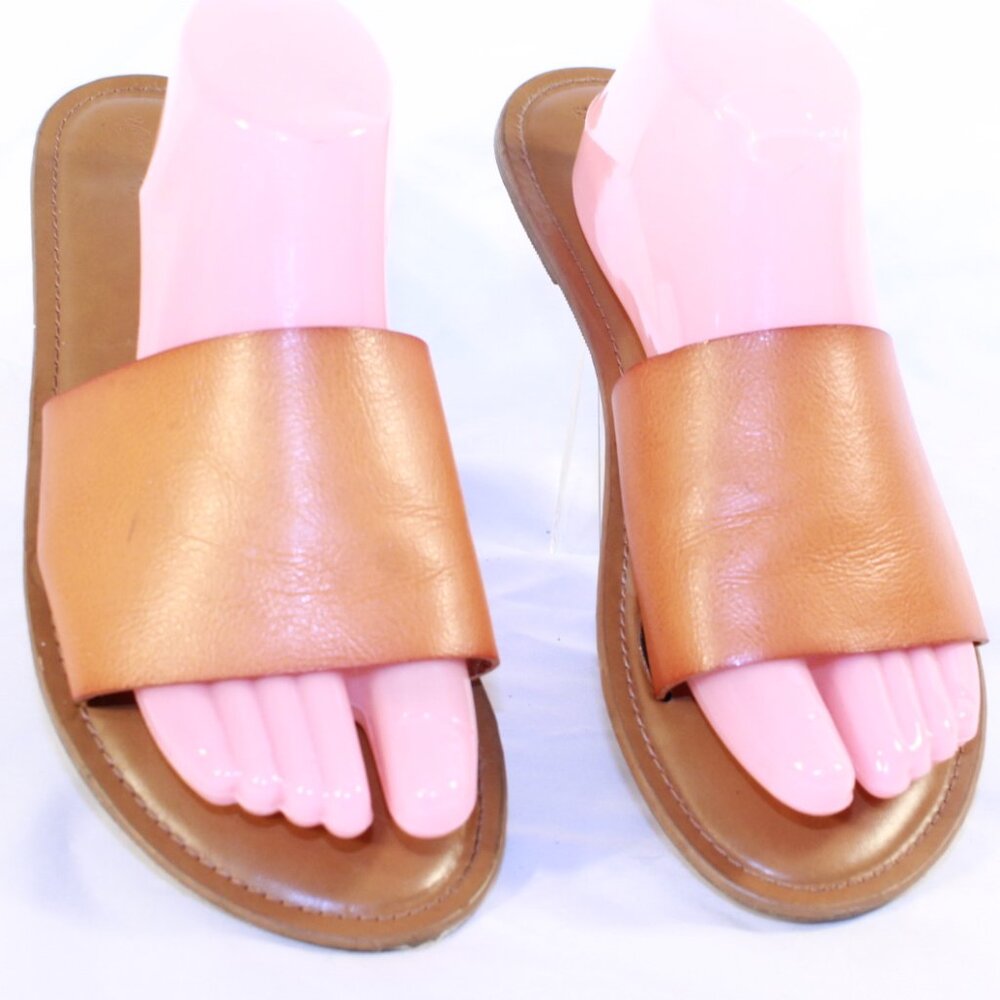 Universal Thread Size 10 Tan Faux Leather KERRIGTON Flat Slide Sandals